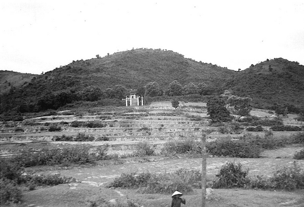 An Khe
Roadside temple near An Khe.   March, 1967
