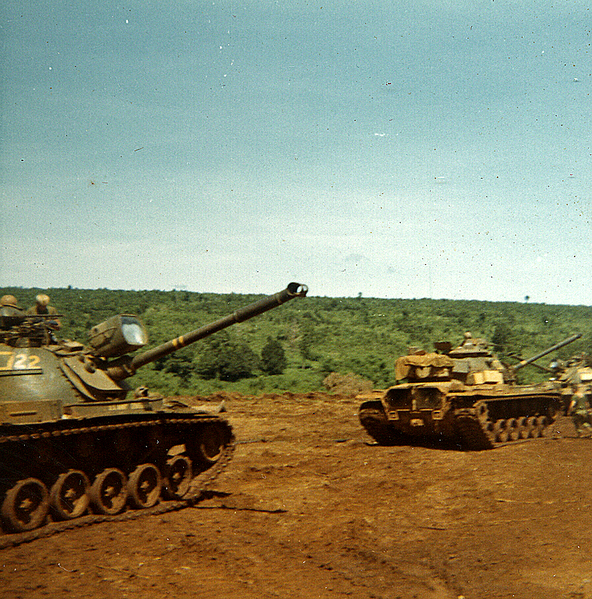 Battle Tanks
Tanks form a defensive perimeter
